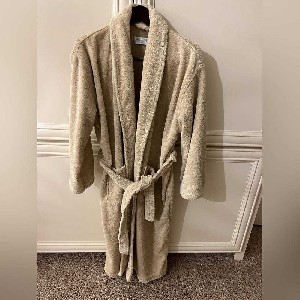 Restoration Hardware Men’s Terrycloth L/XL robe